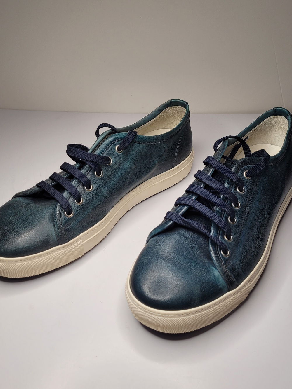 Candice Cooper x Saks Fifth Avenue Teal Leather Low Top Sneakers Italy Size: 9M
